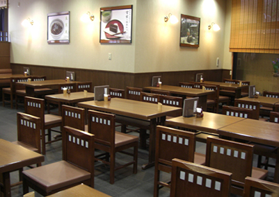 千葉県成田市なごみの米屋總本店にある、なごみ菓房の店内の様子です。